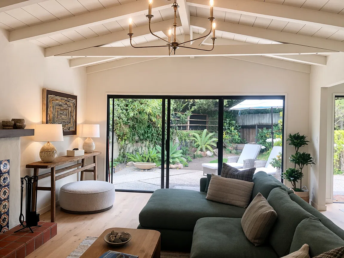 550 San Ysidro Rd — Photo 3