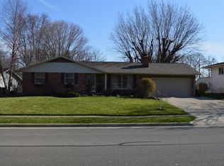 518 Fenway Dr, Lima, OH 45804