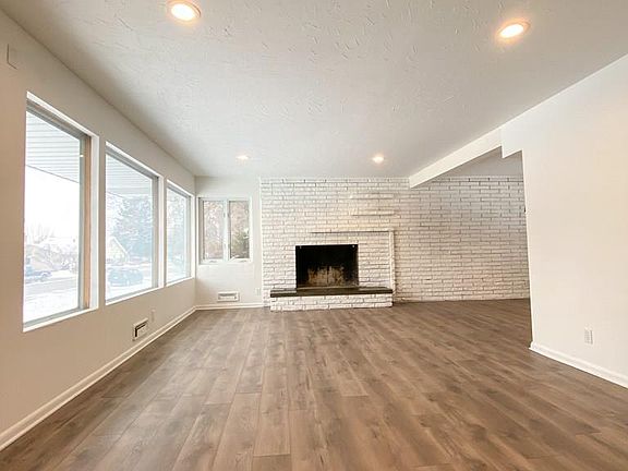 5th image of 951 Jefferson Ave