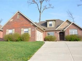 889 W Heather Glen Rd, Nixa, MO 65714