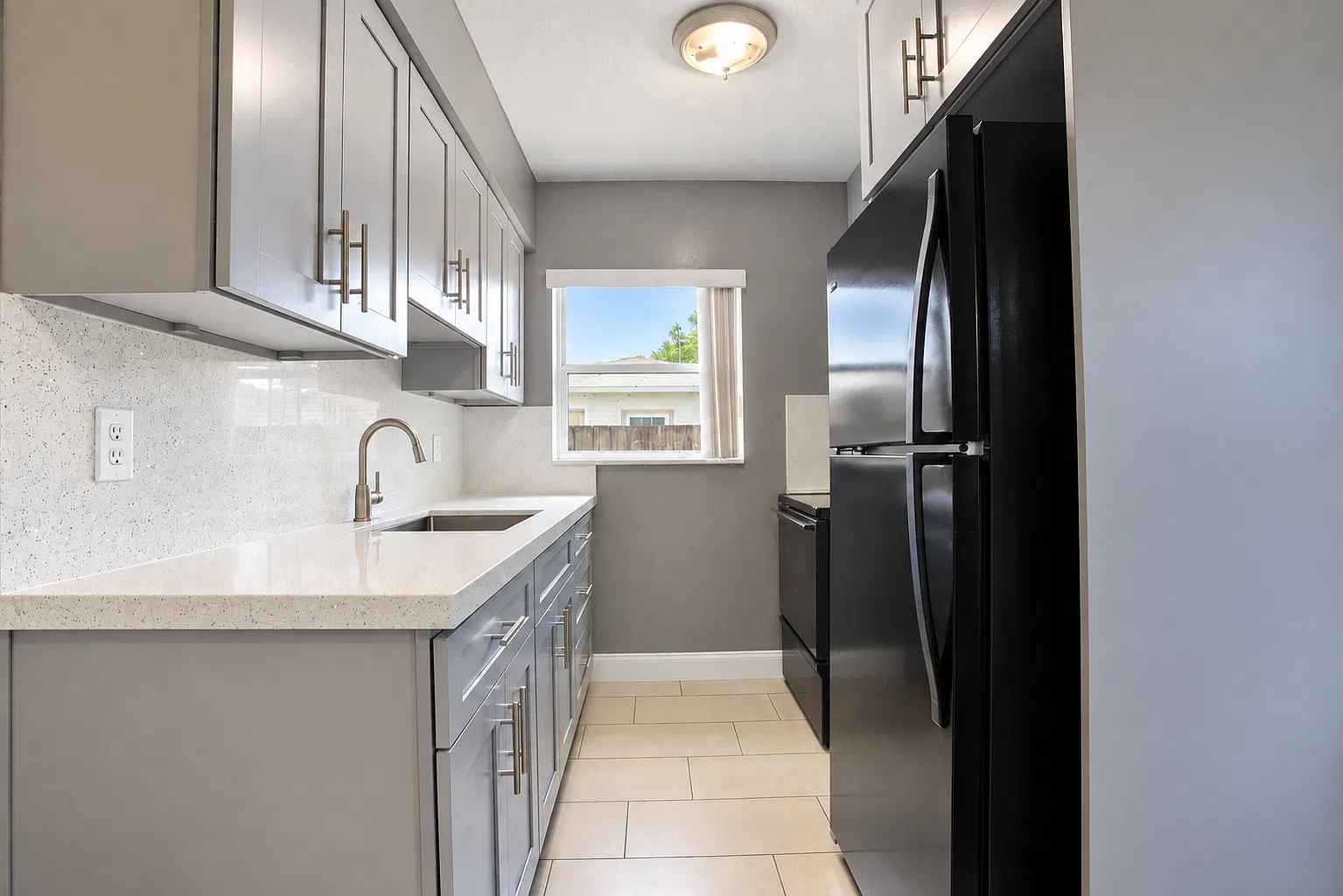 1 bed, 600 sqft, $1,950 — Photo 1
