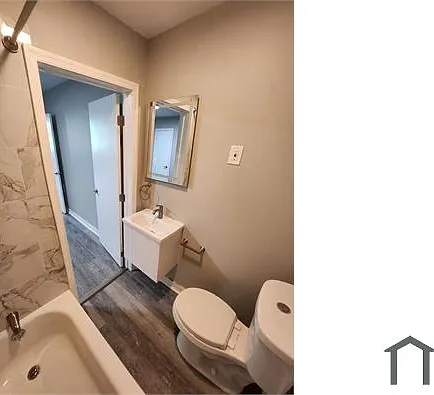 814 W Walnut St #4 — Photo 2