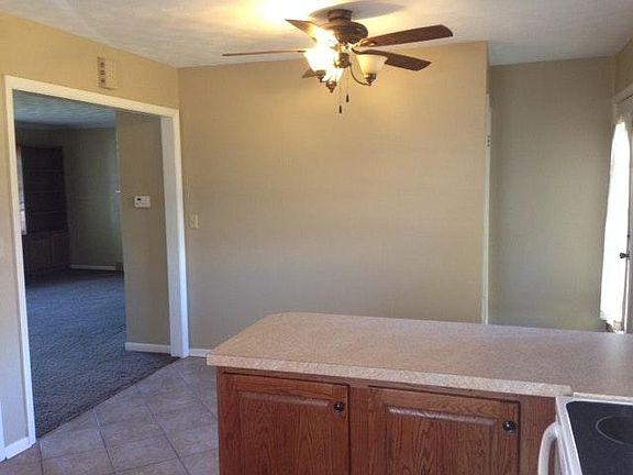 Kitchen bar