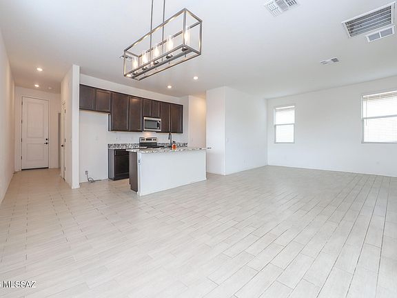 5th image of 10636 W Harrigan Dr