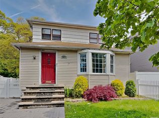 567 Park Ave, West Hempstead, NY 11552