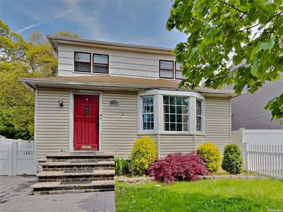 567 Park Avenue, West Hempstead, NY, 11552