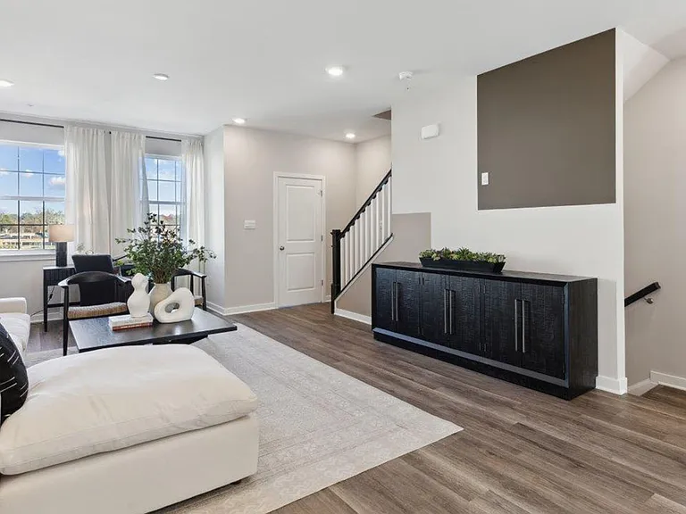 7526 Fern Gully Way — Photo 3