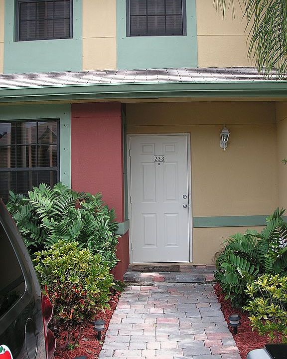 2nd image of 238 City View Dr