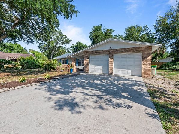 101 River Heights Dr