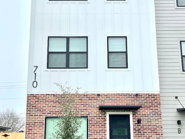 710 Vassar Ct APT A, College Station, TX 77840