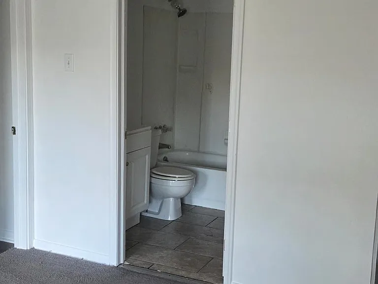 313 Delsea Dr N #B — Photo 5