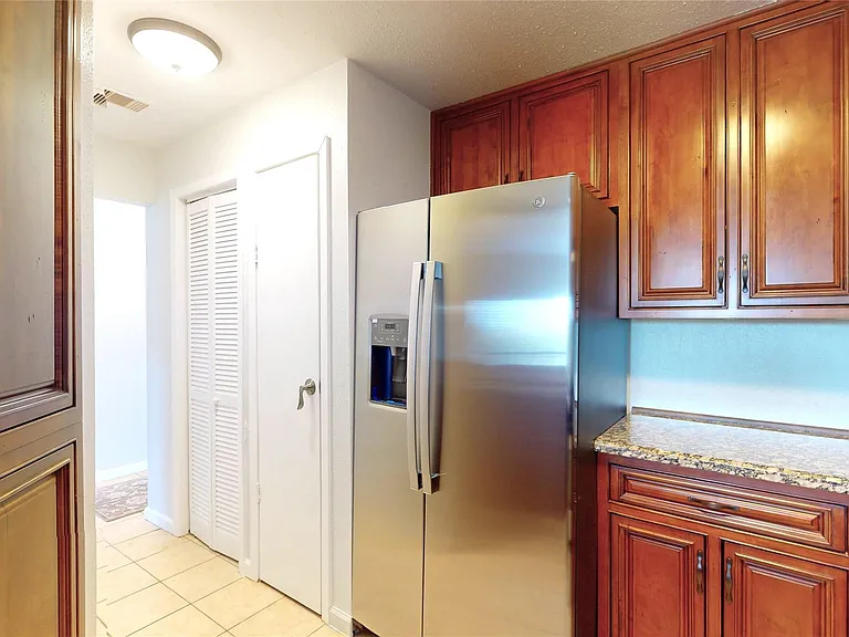 793 Davis Rd #111 — Photo 6