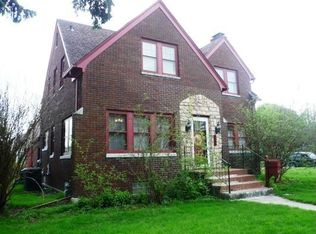 269 13th Ave N, Clinton, IA 52732