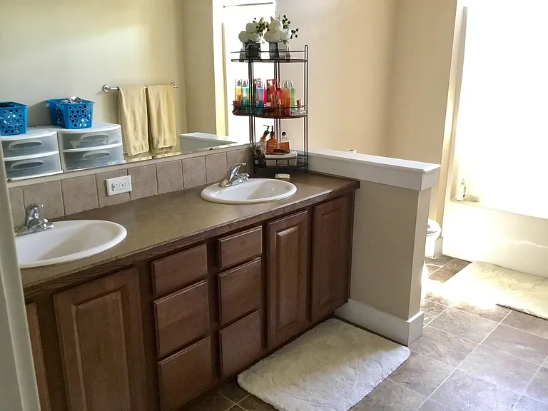 9846 W Rosecroft Ct — Photo 36