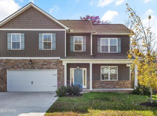 7229 Willow Park Ln, Knoxville, TN 37931