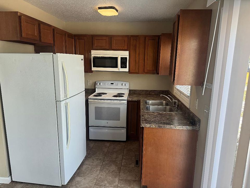 1st image of 6817 Fremont Pike APT 4