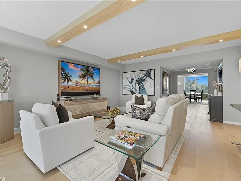 7515 Pelican Bay Blvd #5B — Photo 9