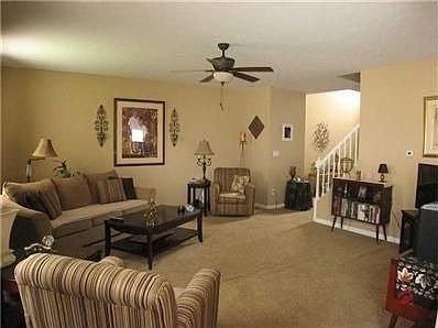 2nd image of 760 Blue Jay Way