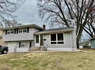 841 Raymond St, Green Bay, WI 54304