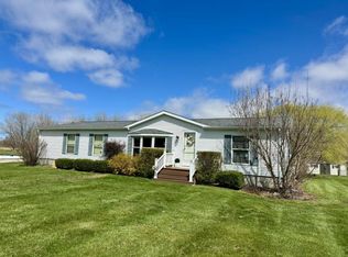 6160 Lackie Rd, Port Austin, MI 48467