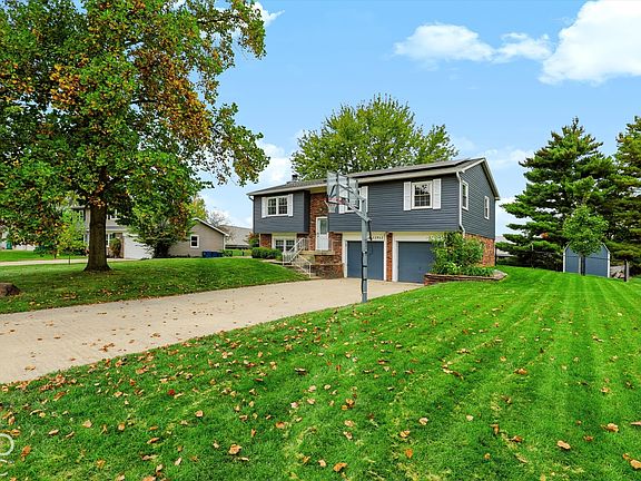 3rd image of 11912 Wainwright Blvd