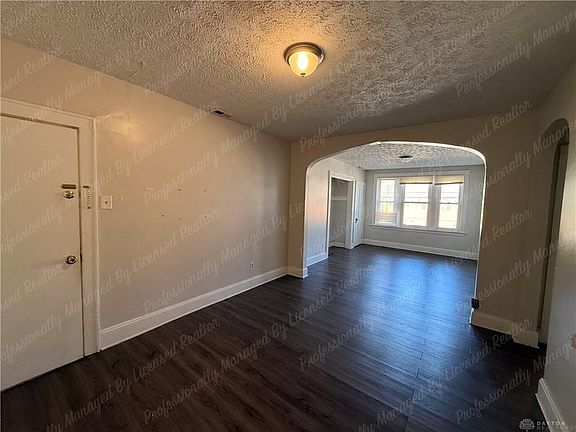 5th image of 5200 Montgomery Rd #1