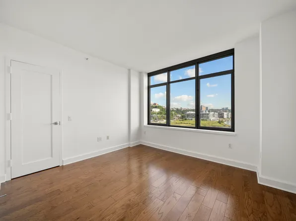 8100 River Road image 15 of 17