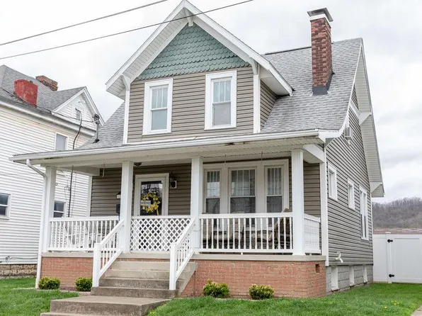 1202 Center Street, Moundsville, WV 26041