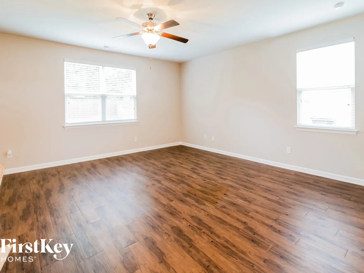 3 bed, 2.5 bath, 1704 sqft, $2,600 — Photo 4