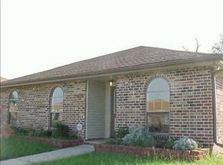5725 Louis Prima Dr E, New Orleans, LA 70128