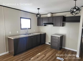 217 Eastwood Dr, Zanesville, OH 43701