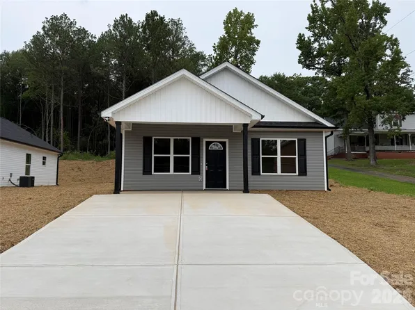 509 N Washington St, Wadesboro, NC 28170