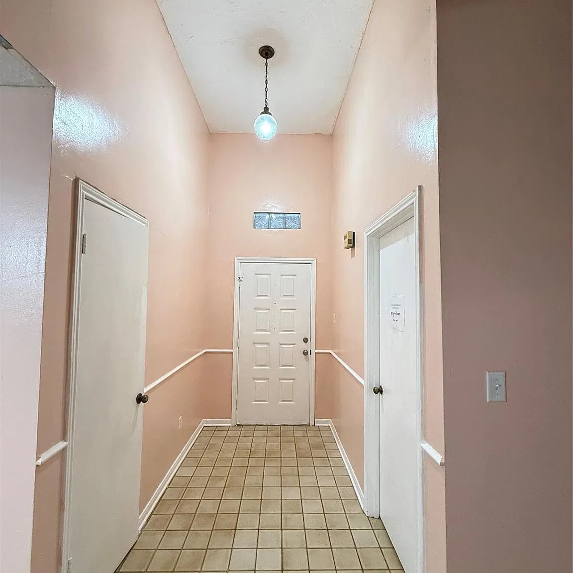 3 bed, 2.0 bath, 1568 sqft, $1,850 — Photo 2