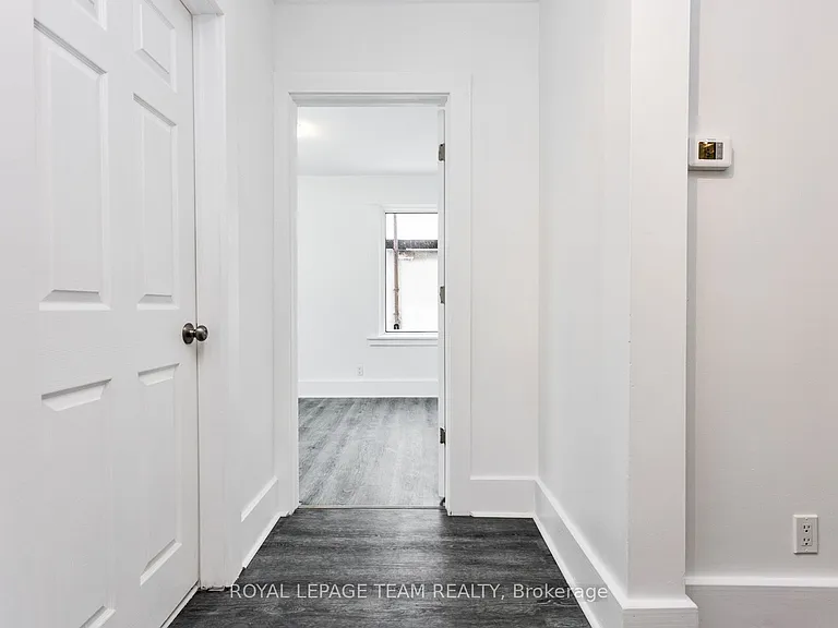 790 Bronson Ave — Photo 11
