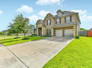 2811 Afton Dr, Pearland, TX 77581