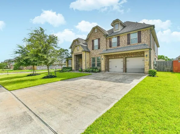 2811 Afton Dr, Pearland, TX 77581