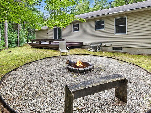4th image of 9307 Evergreen Dr