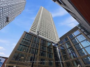 88 Queen St E #4711, Toronto, ON M5C 0B6