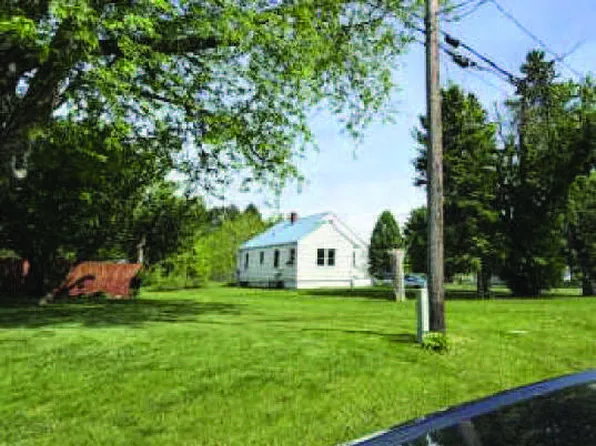 15095 Wood Rd, Lansing, MI 48906