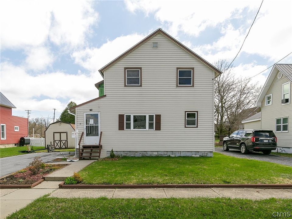 1st image of 79 Parker St