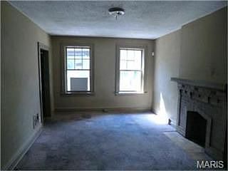 5th image of 3544 Michigan Ave