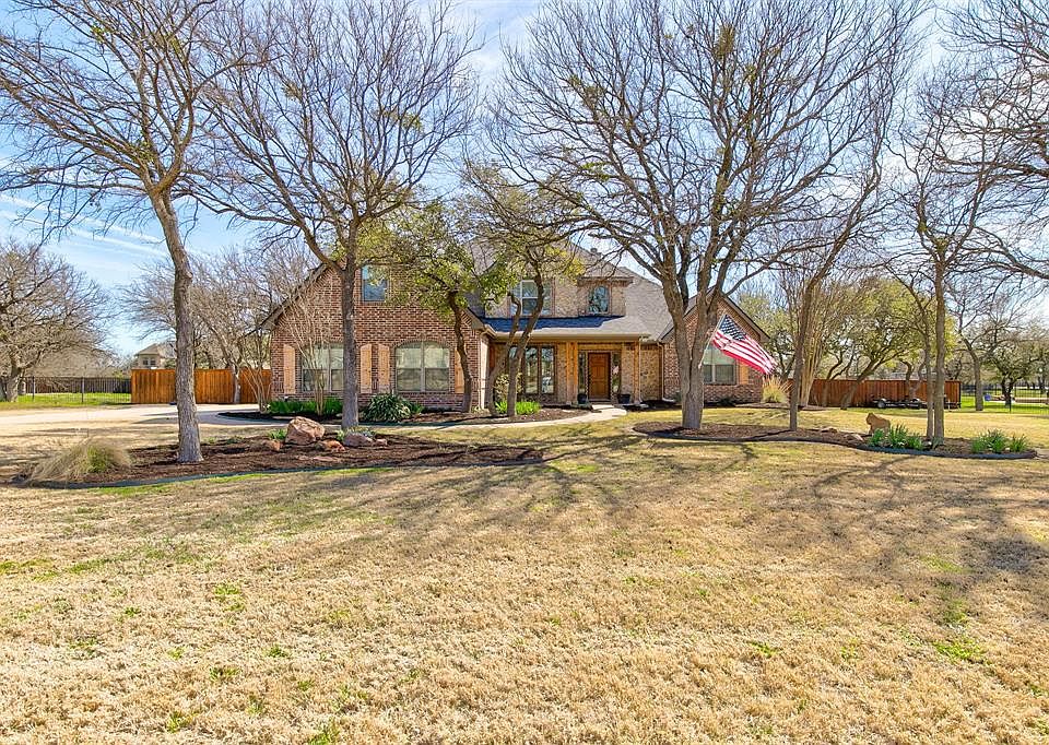 1st image of 201 Deer Creek Dr
