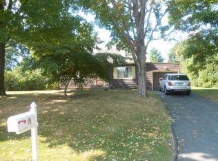 15 Bobwhite Dr, Norwalk, CT 06851