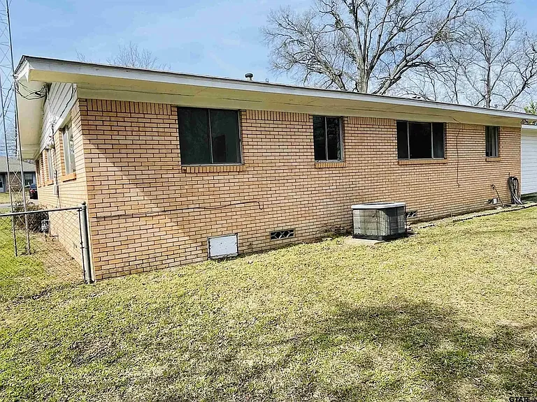 3210 S Donnybrook Ave — Photo 13