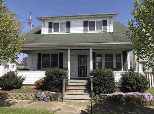 913 12th St, Huntington, WV 25701