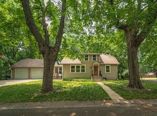 4957 Crestview Rd, Mound, MN 55364