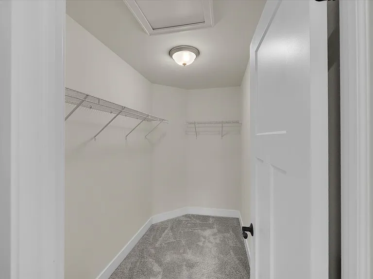 Master Bedroom Walk-In-Closet