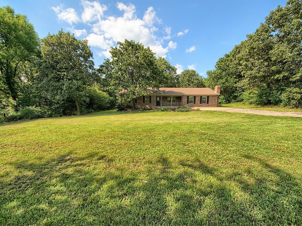 1st image of 40 Creek Ln