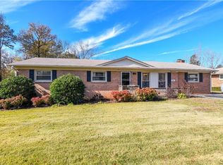 3611 Fairlane St, High Point, NC 27265
