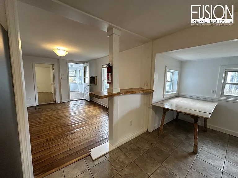 340 Manhattan Dr — Photo 38